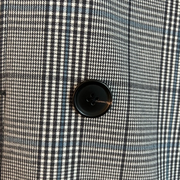 Abercrombie & Fitch Drapey Trench Coat - Size Medium - Plaid - Picture 4 of 5